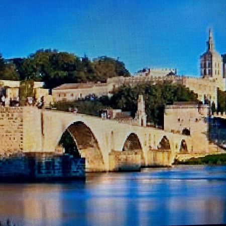 הוילה Fournès Correspondances La Colette Pont Du Gard מראה חיצוני תמונה