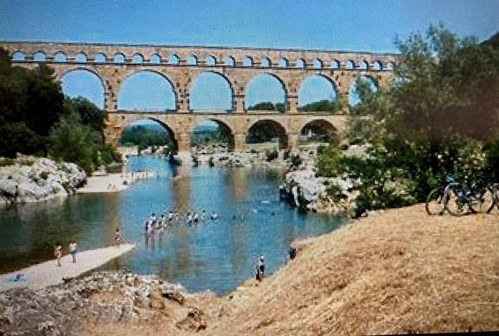 הוילה Fournès Correspondances La Colette Pont Du Gard מראה חיצוני תמונה